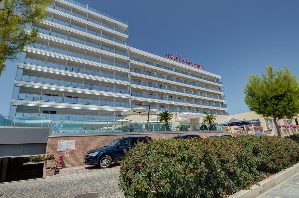 Hotel Columbus Lignano Sabbiadoro Bagian luar foto